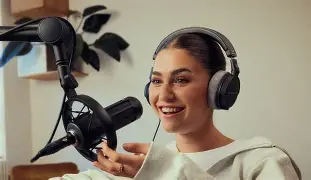 The Truth About the Beyerdynamic DT 770 Pro: Pros, Cons, and Verdict